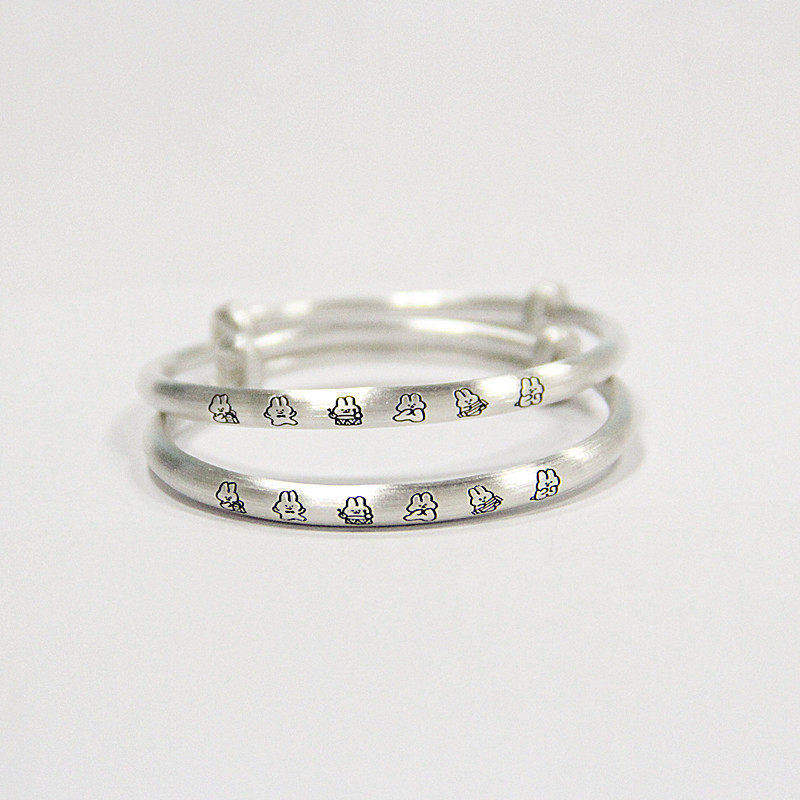 2024年儿童兔手镯999纯银甜美兔婴儿镯子原创小众定制足银镯刻字