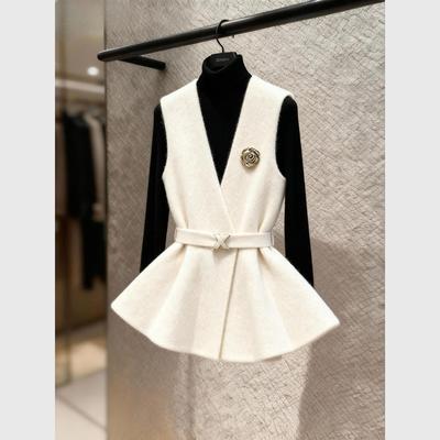 洋气叠穿小香风白色针织外套厚