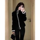 2025新款 洋气欧货潮时髦保暖黑色加绒加厚外套女冬 高级小众不撞款