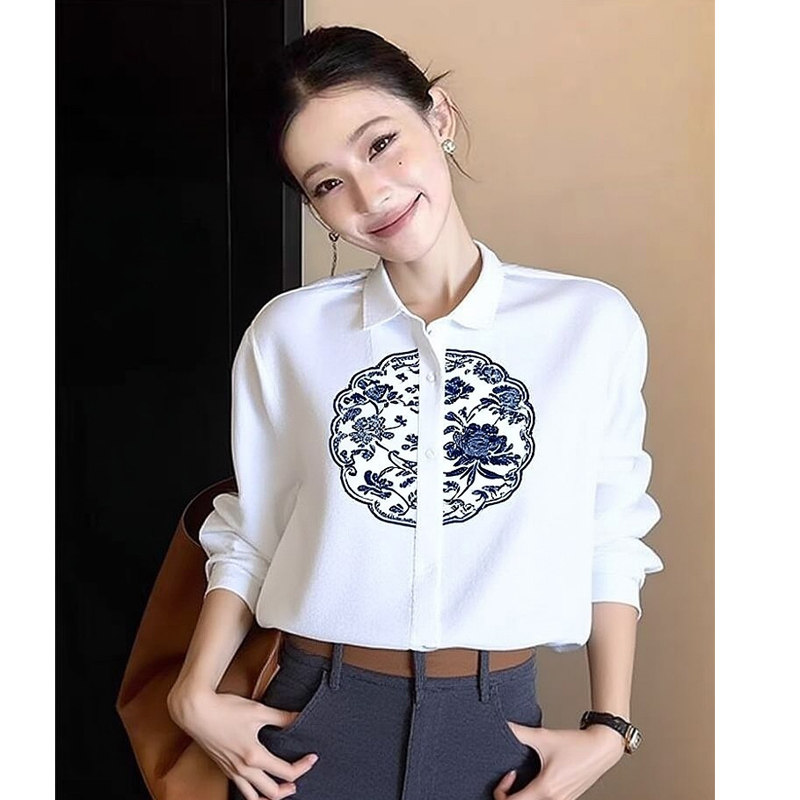 2026春季新款轻奢风青花瓷刺绣衬衫女长袖翻领白色高级感百搭上衣,女装/女士精品,衬衫,淘宝优惠券,粉丝福利购,淘宝优惠卷