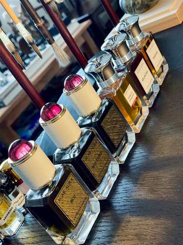 Agaraura香水正品试香