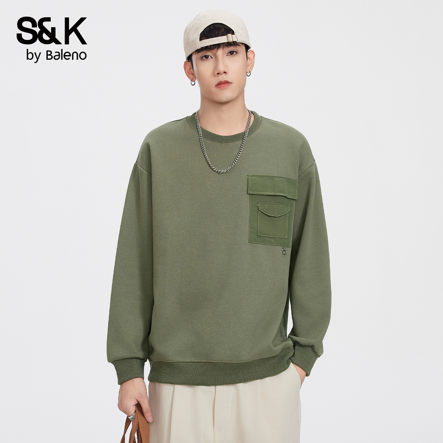 班尼路秋季新款休闲宽松长袖卫衣