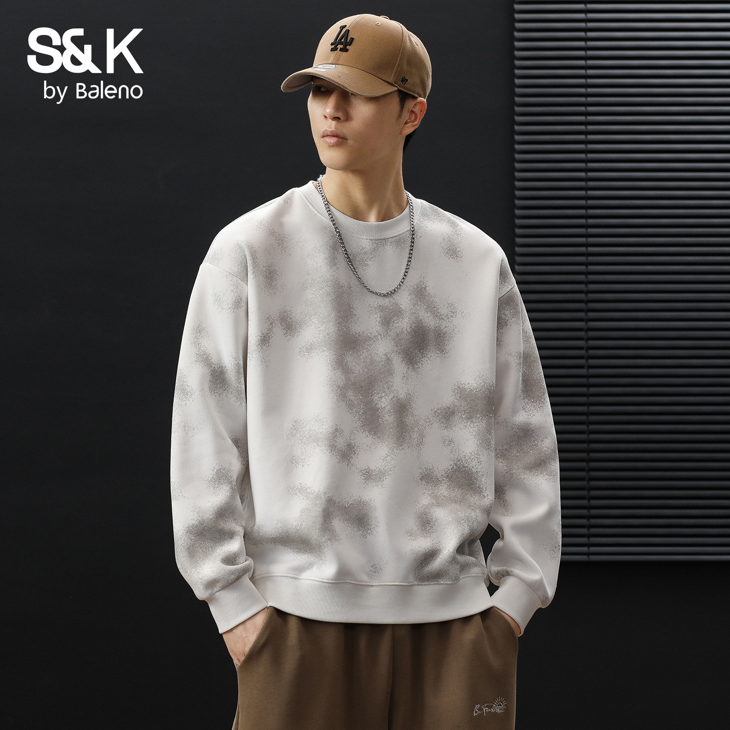 班尼路SK休闲圆领卫衣男士款潮牌