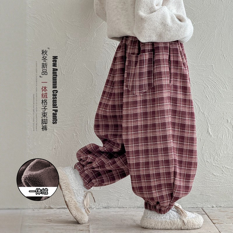 女童加绒裤子秋裤2025新款女孩一体绒格子裤儿童装冬季加厚休闲裤