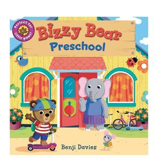 Preschool英文进口原版 3岁 小熊很忙 Davies 儿童趣味图书Benji Bear 手指滑滑乐机关书Bizzy 幼儿园 预售