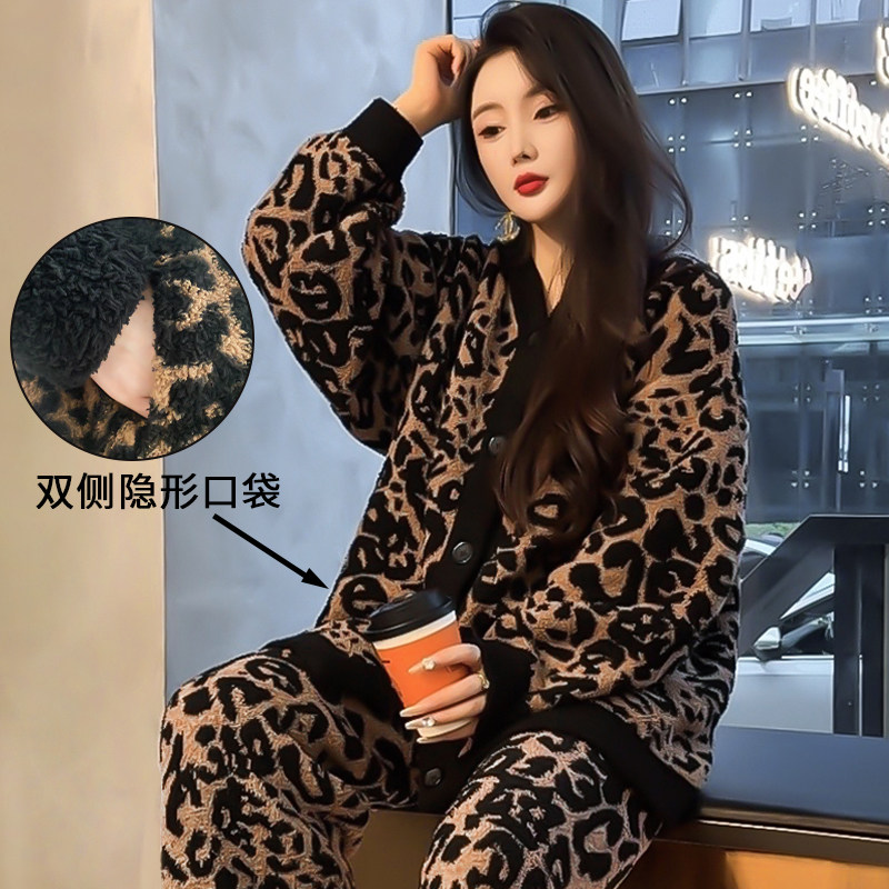 豹纹睡衣女秋冬款珊瑚绒家居服法兰绒加厚冬天加绒保暖可外穿套装