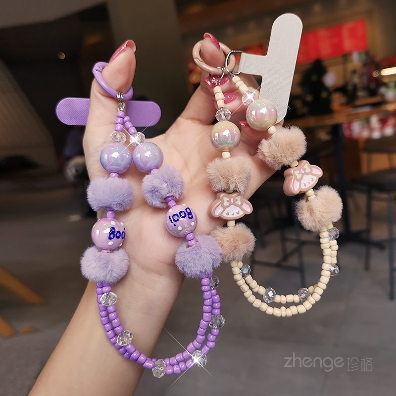 串毛球手机挂绳小香风