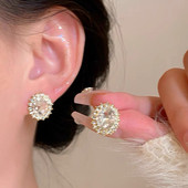 店主推 鸽子蛋温柔气质耳环小众设计感耳钉女925银高级感饰品秋冬