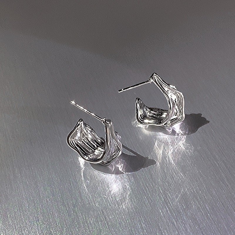 S925冷淡风金属褶皱耳环小众设计感高级耳针女款个性耳饰ins简约,饰品/流行首饰/时尚饰品新,耳环,淘宝优惠券,粉丝福利购,淘宝优惠卷