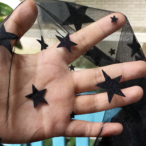 手工diy材料服装布料黑底金闪闪五角星软网纱衣裙背景面料买家秀