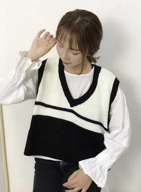 学院风V领毛衣背心女秋冬韩版宽松拼色条纹短款针织衫马甲女上衣