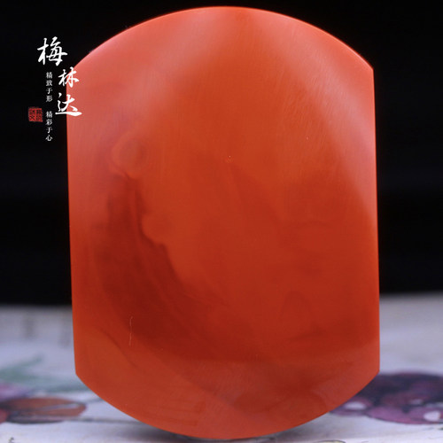 梅林达旗舰店天然南红玛瑙吊坠