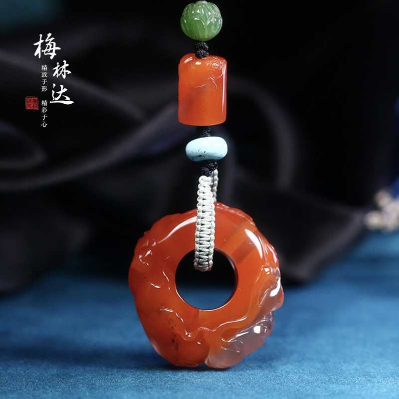 梅林达旗舰店天然南红玛瑙吊坠