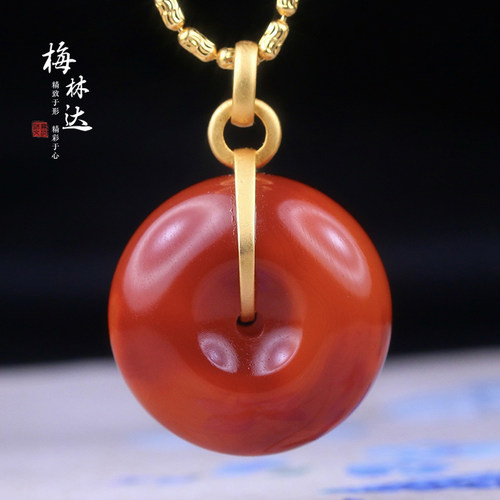 梅林达旗舰店天然南红玛瑙吊坠