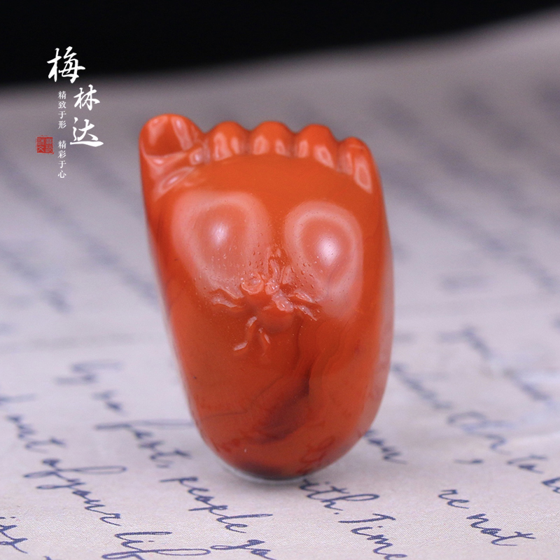 梅林达旗舰店天然南红玛瑙吊坠