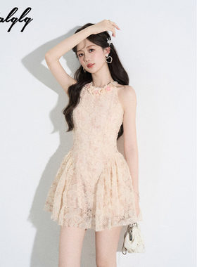立体花瓣挂脖蕾丝连衣裙女夏季
