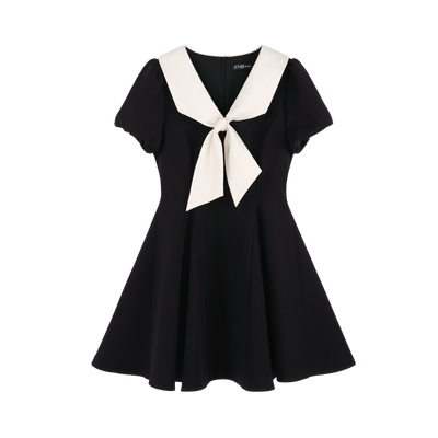 赫本风黑色收腰短袖连衣裙