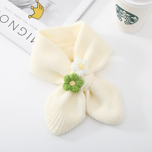 宝宝围巾秋冬季女婴儿保暖围脖可爱小花婴幼儿女童交叉式针织脖套