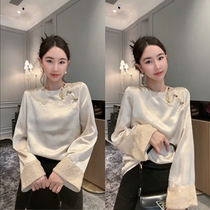 2024年早春新款女装气质百搭Bling亮闪闪新中式盘扣显瘦女上衣