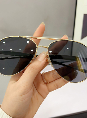 春夏新款男士墨镜女防紫外线大脸显瘦高级感太阳镜沙滩游玩街拍潮