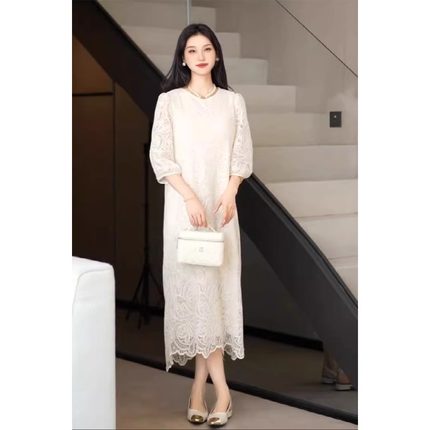法式复古蕾丝拼接中袖连衣裙女2025新款夏季气质收腰显瘦中长裙子