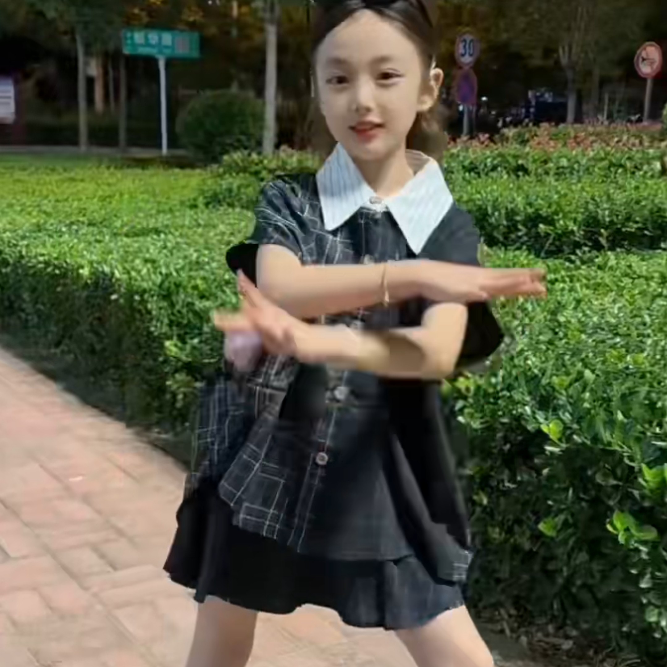 女童韩版格子套装2026中大童夏季学院风个性格子衬衫裙裤两件套