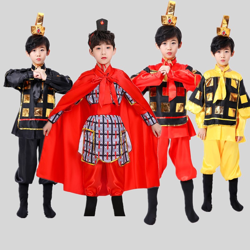 古代花木兰红色表演出兵马俑盔甲