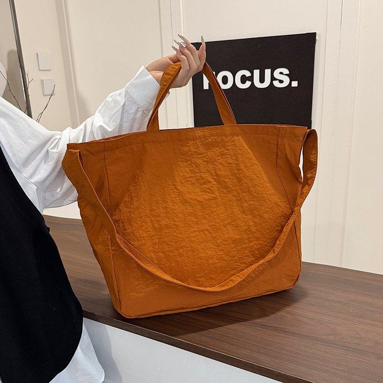 日系休闲纯色单肩包女大容量2025新款早八上班通勤百搭斜挎托特包,箱包皮具/热销女包/男包,通用款女包,淘宝优惠券,粉丝福利购,淘宝优惠卷