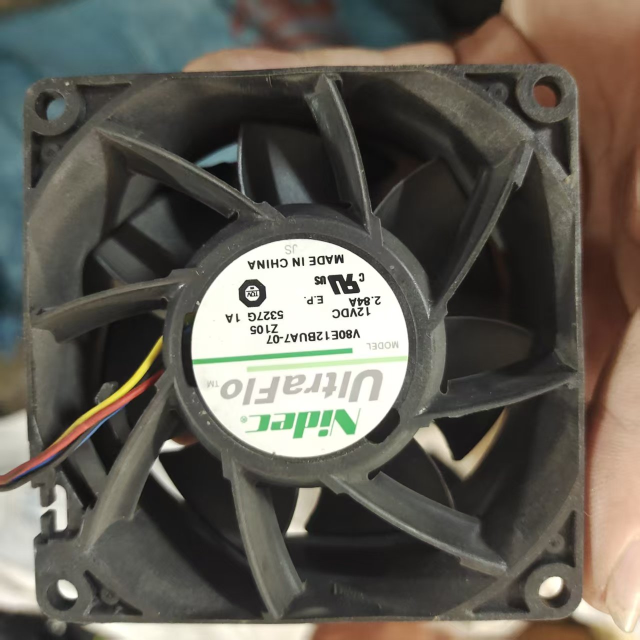 日本Nidec 8038 12V 2.84A V80E12BUA7-07  8厘米 大风量暴力风扇