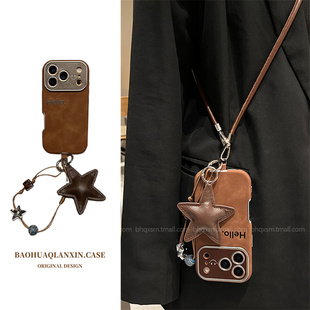 大视窗棕色小羊皮适用于苹果17promax手机壳iPhone16promax高档皮质15pro高级感小众14pro秋冬13全包软16防摔