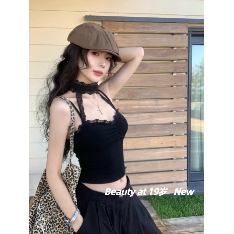 纯欲辣妹风蕾丝拼接挂脖吊带背心