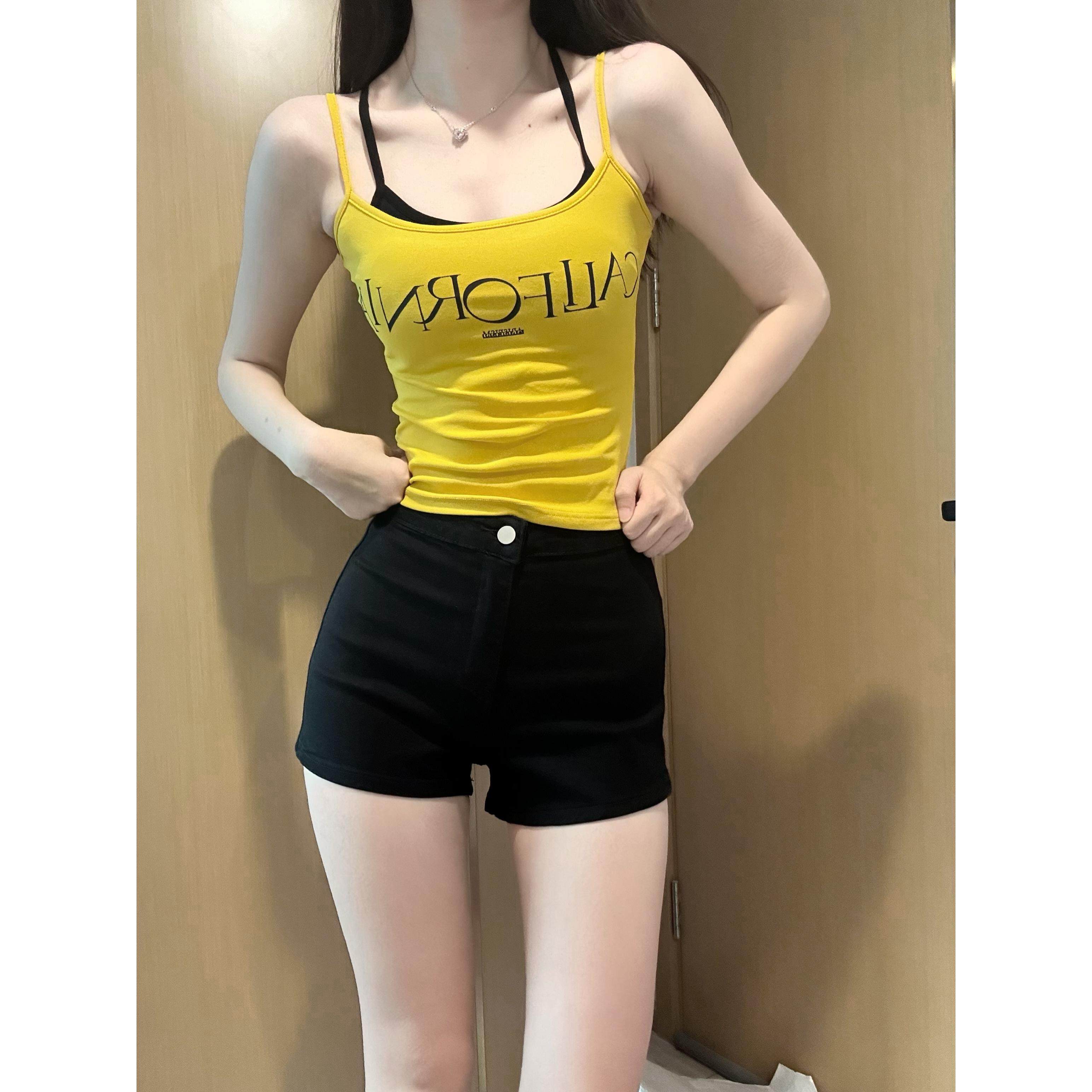 丹宁缝制包臀短裤薄款辣妹牛仔