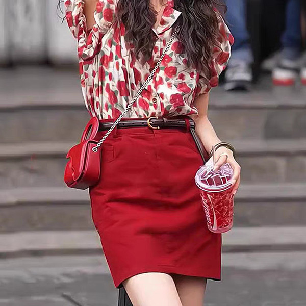 2025夏新款港风时尚套装印花上衣复古红色短裙洋气减龄炸街套装女,女装/女士精品,时尚套装,淘宝优惠券,粉丝福利购,淘宝优惠卷
