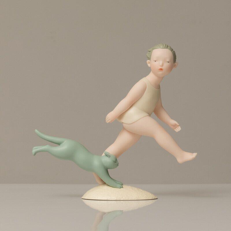 李伟刘知音限量桃花源雕塑艺术品