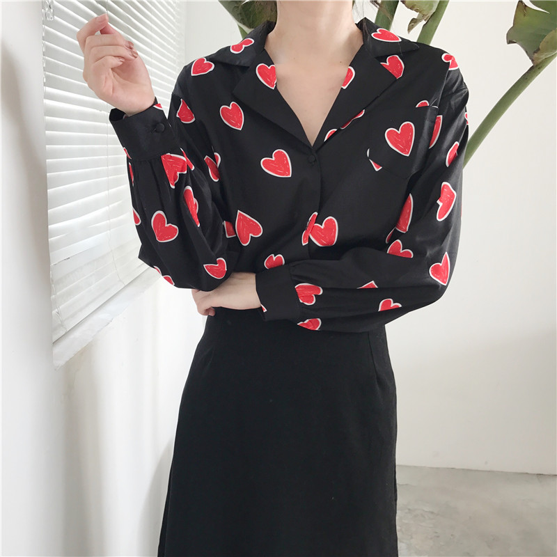 Real price ~ Korean version loose retro Love Print Lapel shirt blouse