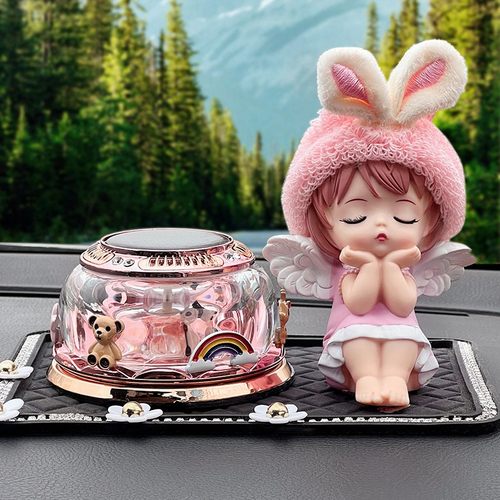 太阳能旋转车载香薰摆件持久淡香