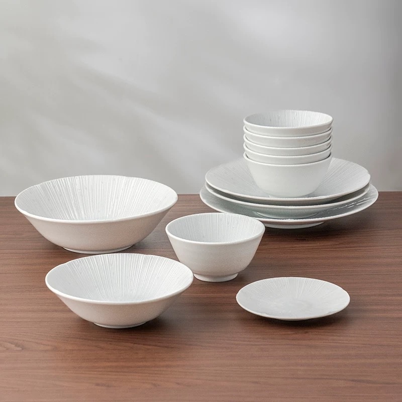 美浓烧日本进口陶瓷餐具京千段青白十草简约纯色盘子水果浅碗钵