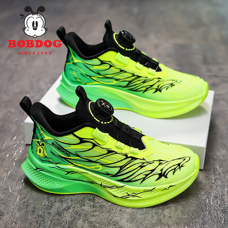 巴布豆男童运动鞋子2026新款春秋网面透气防臭儿童专业轻便跑步鞋