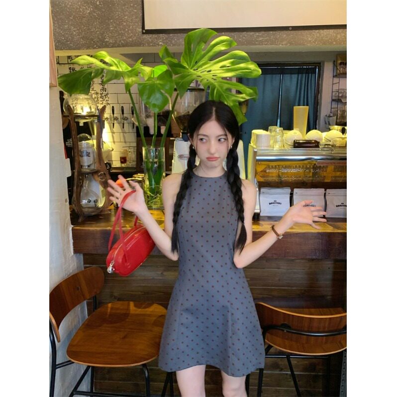 法式气质修身显瘦无袖波点背心连衣裙子女夏2025新款辣妹包臀短裙