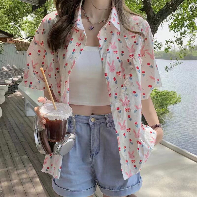 设计感兔子印花防晒衬衫女装夏季2026新款宽松中长款别致短袖开衫