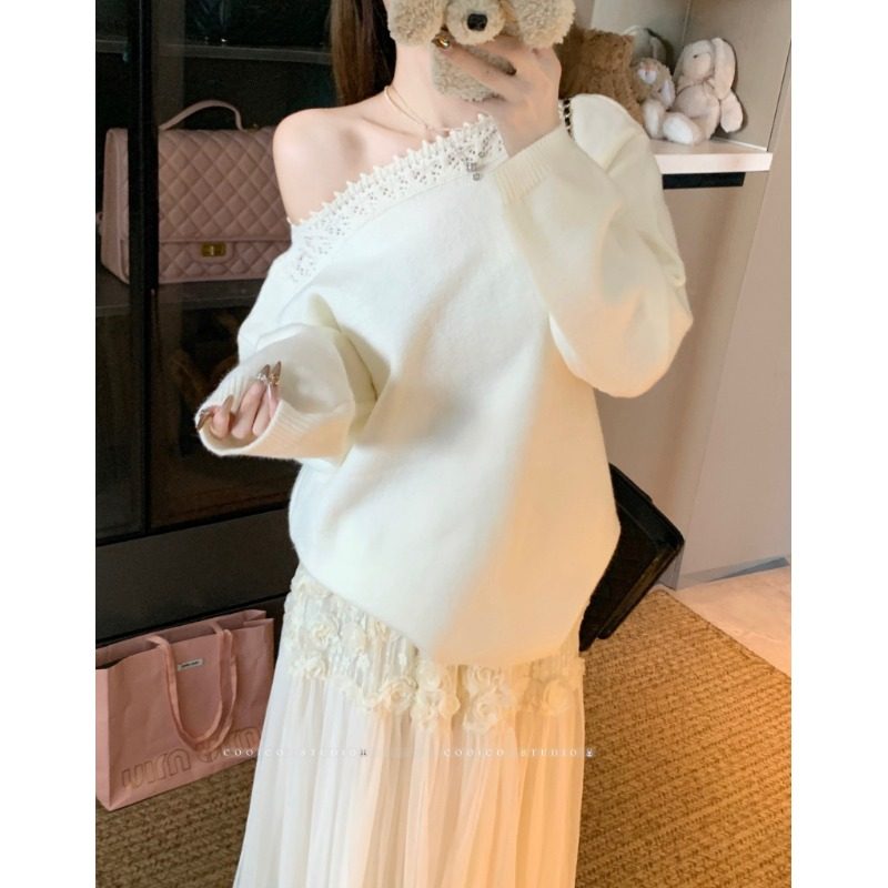 洋气慵懒风镂空花边针织衫一字领宽松秋季2025新款纯色毛衣上衣女