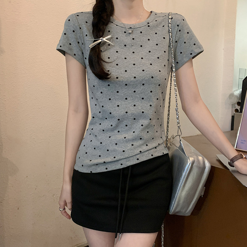 夏季高级感波点修身短袖T恤女
