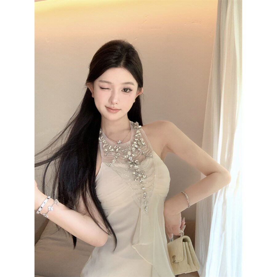 重工镶钻美背挂脖吊带背心女夏季修身无袖外穿设计感纯欲雪纺上衣