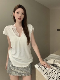 薄款白色深v领短袖T恤女夏季修身显瘦叠穿辣妹中长款小众百搭上衣