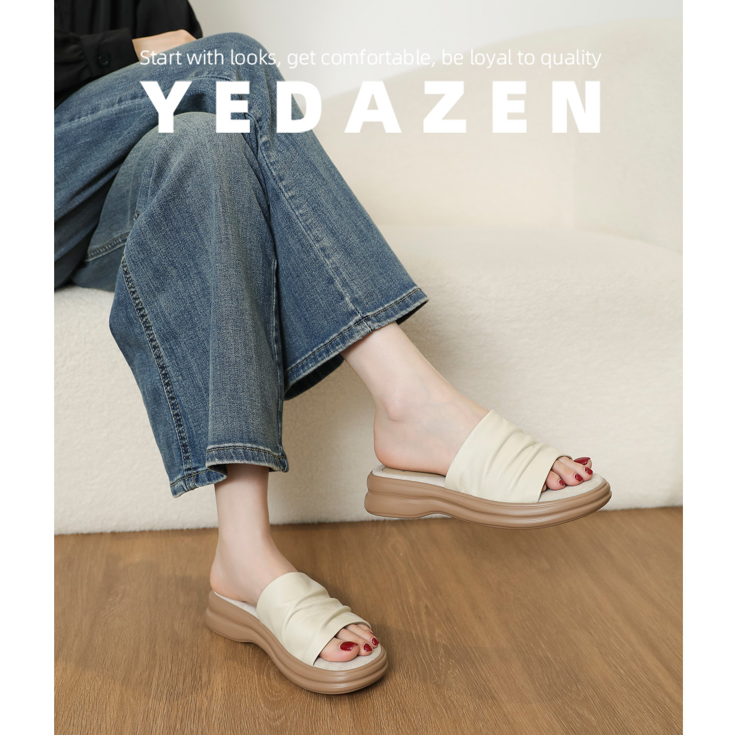白色露趾凉拖鞋女款2026新款夏季外穿平底绝美法式巨好看沙滩凉鞋