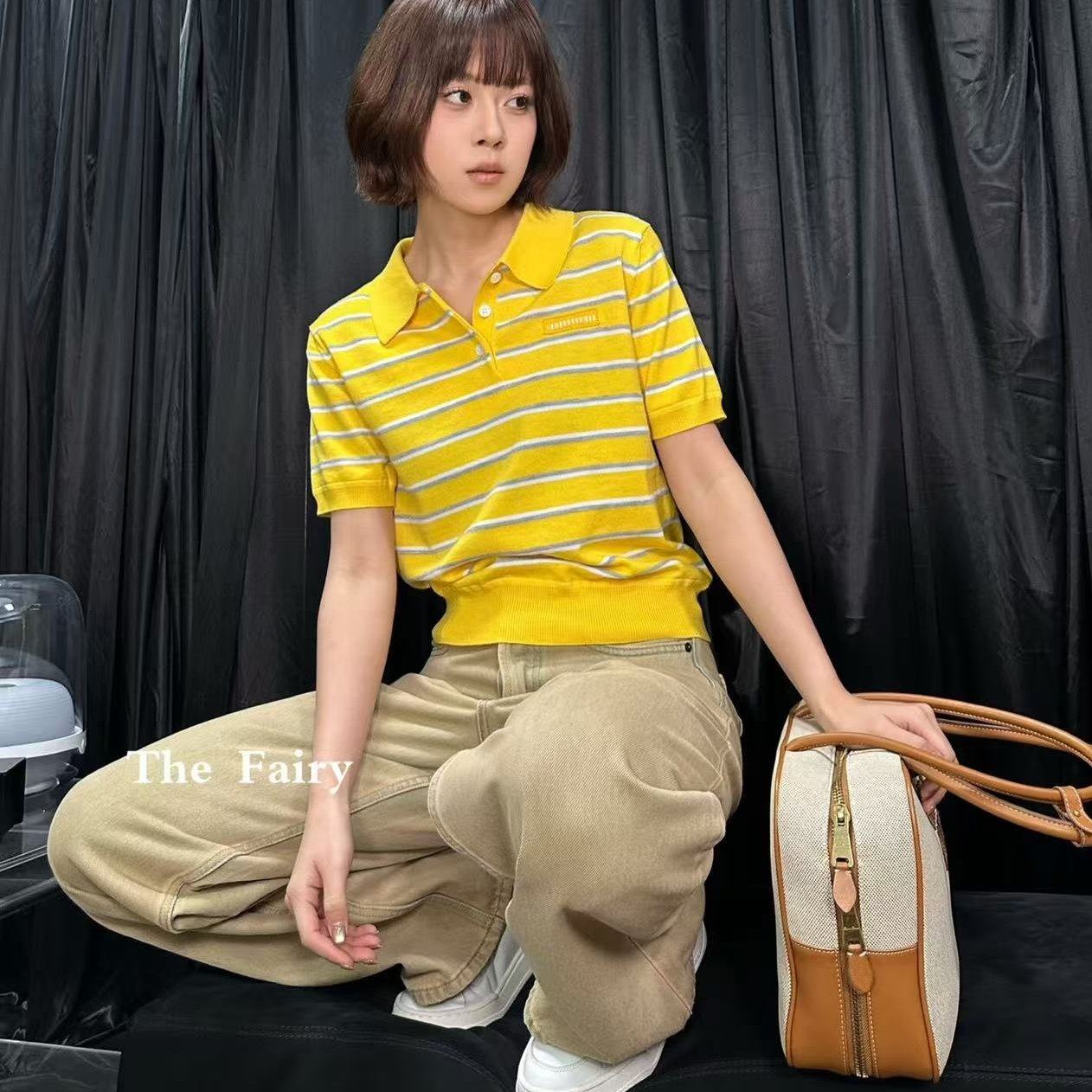 好漂亮黄色条纹翻领针织半袖打底衫女  2026年早春新款短上衣宽松