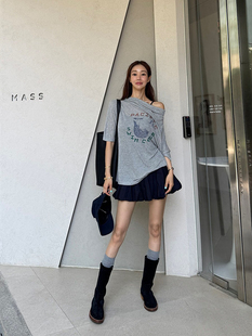 韩国设计感卡通印花宽松休闲斜肩t恤女新款 上衣 显瘦慵懒时髦短袖