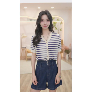 茵曼清凉冰丝薄款针织衫撞色条纹大V领显瘦夏季时尚T恤