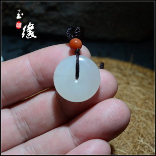 新疆和田玉白玉高青白平安扣小挂件玉之缘男女款新品礼品玉佩礼品