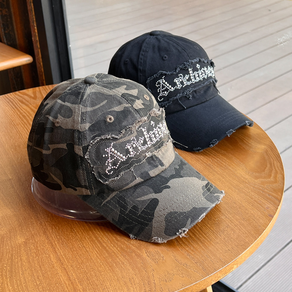 2026年新款韩版ins烫钻字母迷彩棒球帽子女街舞潮搭出片鸭舌帽男